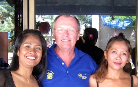 Dan M (center) outside the YoYo Bar.